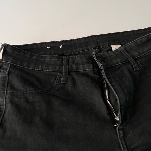 H&M Black Skinny Regular Ankle Jeans Size 31 - Picture 5 of 12